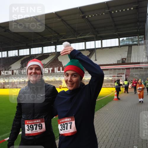 07.12.2025 - St. Pauli X-Mass-Run No. 15 Fabian Wolf http://msf.ph/oto/9425308 07.12.2025 12:13:12 Ziel 455, 463, 466, 2543, 4713 meine-sportfotos.de