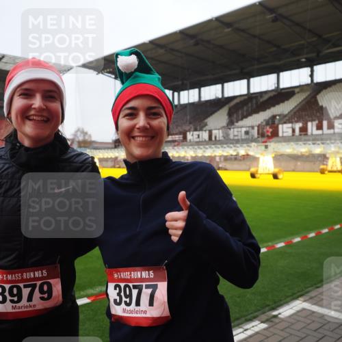 07.12.2025 - St. Pauli X-Mass-Run No. 15 Fabian Wolf http://msf.ph/oto/9425316 07.12.2025 12:13:14 Ziel 455, 463, 466, 2543, 4713 meine-sportfotos.de