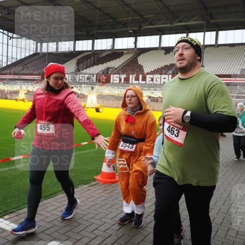 07.12.2025 - St. Pauli X-Mass-Run No. 15 Fabian Wolf http://msf.ph/oto/9425328 07.12.2025 12:13:20 Ziel 455, 463, 466, 2543, 3645, 4077, 4713 meine-sportfotos.de