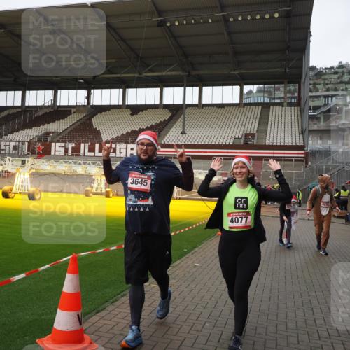 07.12.2025 - St. Pauli X-Mass-Run No. 15 Fabian Wolf http://msf.ph/oto/9425343 07.12.2025 12:13:30 Ziel 3645, 4077, 4258, 4261, 4713 meine-sportfotos.de