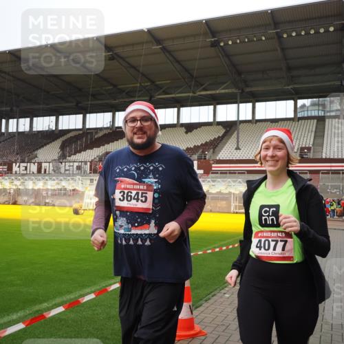 07.12.2025 - St. Pauli X-Mass-Run No. 15 Fabian Wolf http://msf.ph/oto/9425348 07.12.2025 12:13:31 Ziel 3645, 4077, 4258, 4261, 4713 meine-sportfotos.de