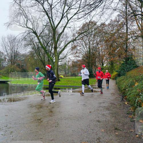 07.12.2025 - St. Pauli X-Mass-Run No. 15 Michael Burmester http://msf.ph/oto/9425703 07.12.2025 09:39:37 Laufen 2984 meine-sportfotos.de