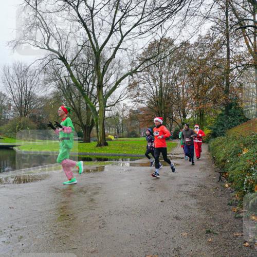 07.12.2025 - St. Pauli X-Mass-Run No. 15 Michael Burmester http://msf.ph/oto/9425730 07.12.2025 09:40:26 Laufen 1744 meine-sportfotos.de
