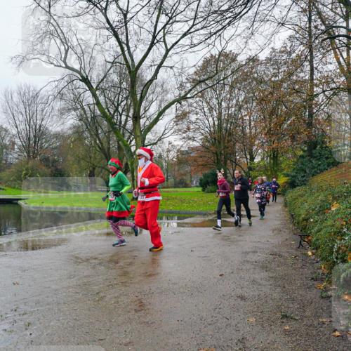 07.12.2025 - St. Pauli X-Mass-Run No. 15 Michael Burmester http://msf.ph/oto/9425734 07.12.2025 09:40:29 Laufen 207 meine-sportfotos.de