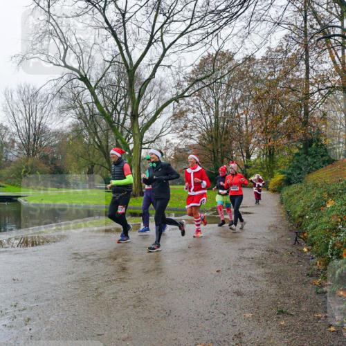 07.12.2025 - St. Pauli X-Mass-Run No. 15 Michael Burmester http://msf.ph/oto/9425772 07.12.2025 09:41:37 Laufen 87, 4465 meine-sportfotos.de