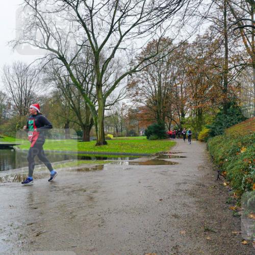 07.12.2025 - St. Pauli X-Mass-Run No. 15 Michael Burmester http://msf.ph/oto/9425778 07.12.2025 09:41:44 Laufen  meine-sportfotos.de