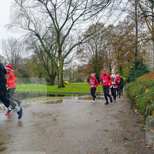 07.12.2025 - St. Pauli X-Mass-Run No. 15 Michael Burmester http://msf.ph/oto/9425785 07.12.2025 09:42:04 Laufen 3198, 113, 3340 meine-sportfotos.de