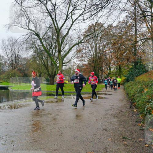 07.12.2025 - St. Pauli X-Mass-Run No. 15 Michael Burmester http://msf.ph/oto/9425796 07.12.2025 09:42:19 Laufen 460 meine-sportfotos.de