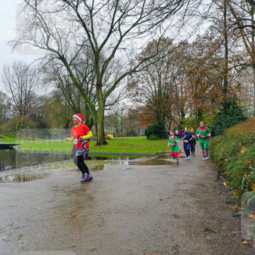 07.12.2025 - St. Pauli X-Mass-Run No. 15 Michael Burmester http://msf.ph/oto/9425808 07.12.2025 09:42:31 Laufen  meine-sportfotos.de