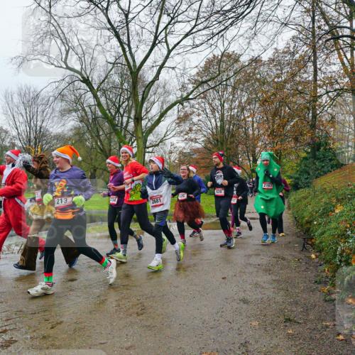 07.12.2025 - St. Pauli X-Mass-Run No. 15 Michael Burmester http://msf.ph/oto/9425826 07.12.2025 09:43:01 Laufen 213, 626, 2681, 628, 2167 meine-sportfotos.de