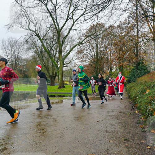 07.12.2025 - St. Pauli X-Mass-Run No. 15 Michael Burmester http://msf.ph/oto/9425836 07.12.2025 09:43:14 Laufen 50 meine-sportfotos.de