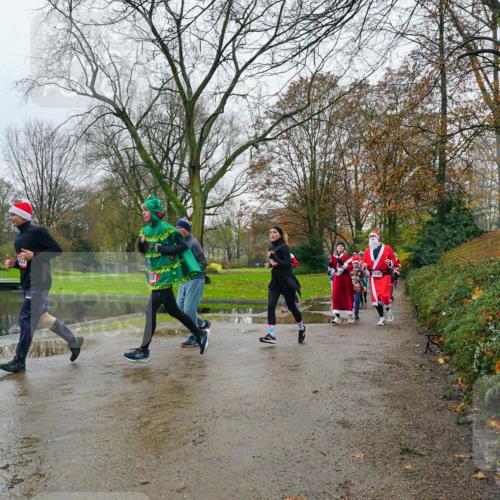 07.12.2025 - St. Pauli X-Mass-Run No. 15 Michael Burmester http://msf.ph/oto/9425837 07.12.2025 09:43:15 Laufen 2691 meine-sportfotos.de