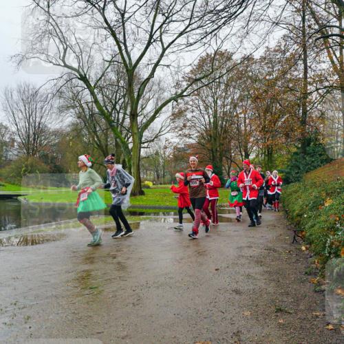 07.12.2025 - St. Pauli X-Mass-Run No. 15 Michael Burmester http://msf.ph/oto/9425842 07.12.2025 09:43:19 Laufen 709, 3233, 2112 meine-sportfotos.de