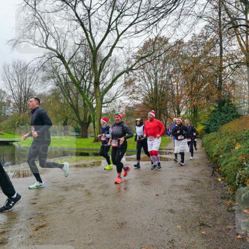 07.12.2025 - St. Pauli X-Mass-Run No. 15 Michael Burmester http://msf.ph/oto/9425851 07.12.2025 09:43:26 Laufen 1215, 1222, 385 meine-sportfotos.de