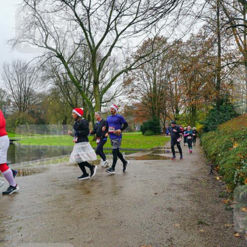07.12.2025 - St. Pauli X-Mass-Run No. 15 Michael Burmester http://msf.ph/oto/9425854 07.12.2025 09:43:28 Laufen 3894 meine-sportfotos.de