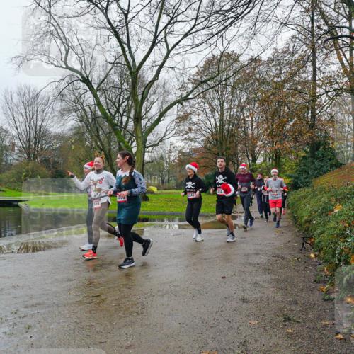 07.12.2025 - St. Pauli X-Mass-Run No. 15 Michael Burmester http://msf.ph/oto/9425883 07.12.2025 09:43:56 Laufen 556, 4599, 324, 3246, 3084 meine-sportfotos.de