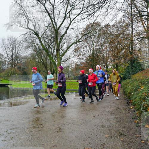 07.12.2025 - St. Pauli X-Mass-Run No. 15 Michael Burmester http://msf.ph/oto/9425897 07.12.2025 09:44:10 Laufen 3911, 170, 1712, 118 meine-sportfotos.de