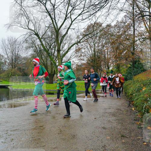 07.12.2025 - St. Pauli X-Mass-Run No. 15 Michael Burmester http://msf.ph/oto/9425905 07.12.2025 09:44:15 Laufen  meine-sportfotos.de