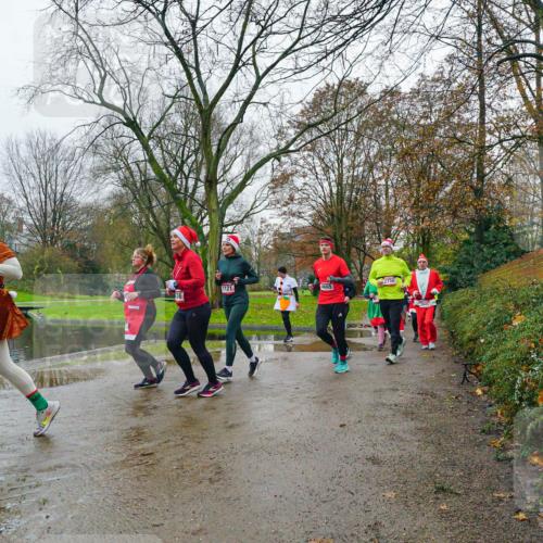 07.12.2025 - St. Pauli X-Mass-Run No. 15 Michael Burmester http://msf.ph/oto/9425910 07.12.2025 09:44:19 Laufen 1121, 4665, 88, 2756, 3945 meine-sportfotos.de