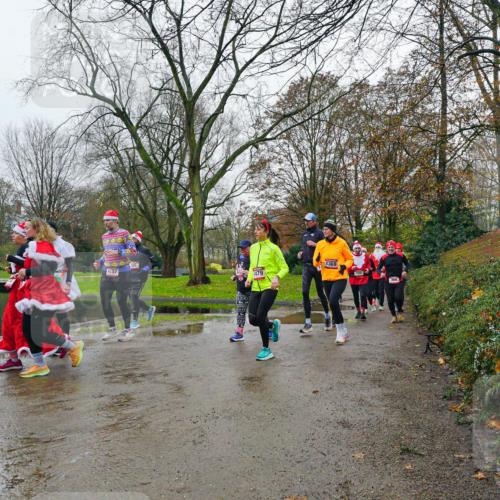 07.12.2025 - St. Pauli X-Mass-Run No. 15 Michael Burmester http://msf.ph/oto/9425915 07.12.2025 09:44:24 Laufen 600, 1369, 4237, 1479 meine-sportfotos.de
