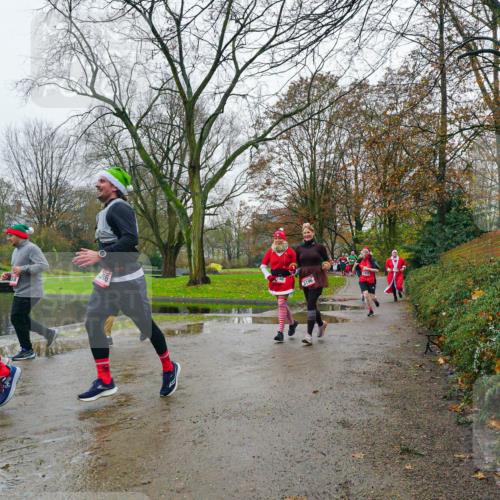 07.12.2025 - St. Pauli X-Mass-Run No. 15 Michael Burmester http://msf.ph/oto/9425930 07.12.2025 09:44:37 Laufen 36, 3196 meine-sportfotos.de