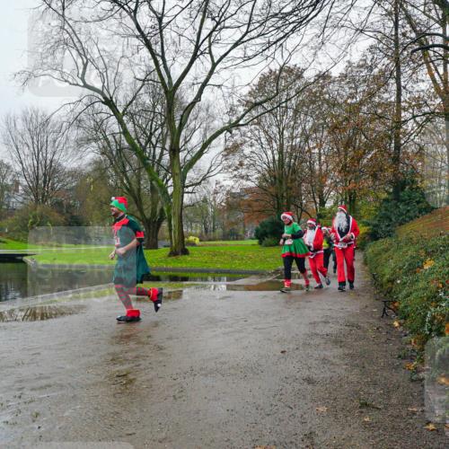 07.12.2025 - St. Pauli X-Mass-Run No. 15 Michael Burmester http://msf.ph/oto/9425940 07.12.2025 09:44:51 Laufen  meine-sportfotos.de