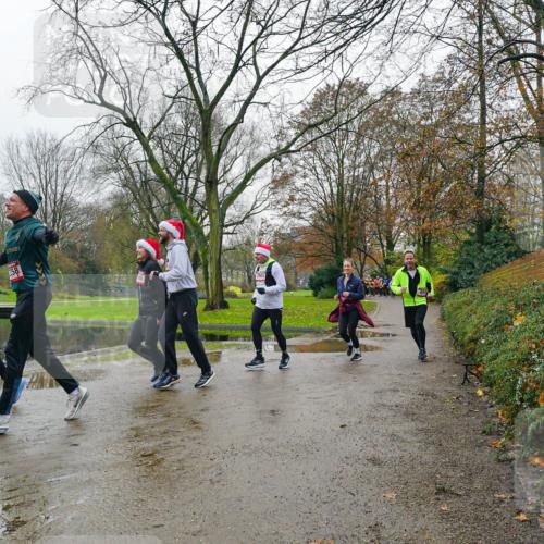 07.12.2025 - St. Pauli X-Mass-Run No. 15 Michael Burmester http://msf.ph/oto/9425981 07.12.2025 09:45:42 Laufen 760, 158 meine-sportfotos.de