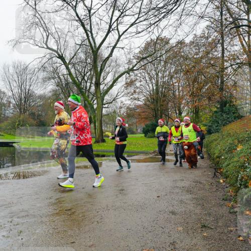 07.12.2025 - St. Pauli X-Mass-Run No. 15 Michael Burmester http://msf.ph/oto/9425991 07.12.2025 09:46:05 Laufen 3874, 2618 meine-sportfotos.de