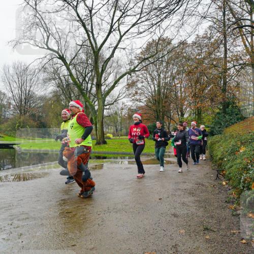 07.12.2025 - St. Pauli X-Mass-Run No. 15 Michael Burmester http://msf.ph/oto/9425993 07.12.2025 09:46:07 Laufen 1678, 2172 meine-sportfotos.de