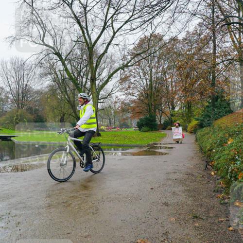 07.12.2025 - St. Pauli X-Mass-Run No. 15 Michael Burmester http://msf.ph/oto/9426082 07.12.2025 09:53:53 Laufen  meine-sportfotos.de