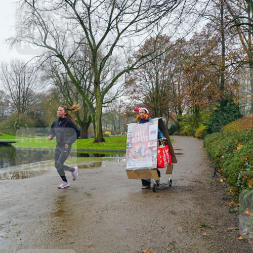 07.12.2025 - St. Pauli X-Mass-Run No. 15 Michael Burmester http://msf.ph/oto/9426084 07.12.2025 09:54:02 Laufen 651, 21, 12, 2025, 400, 15 meine-sportfotos.de