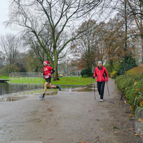 07.12.2025 - St. Pauli X-Mass-Run No. 15 Michael Burmester http://msf.ph/oto/9426087 07.12.2025 09:56:22 Laufen 4113 meine-sportfotos.de