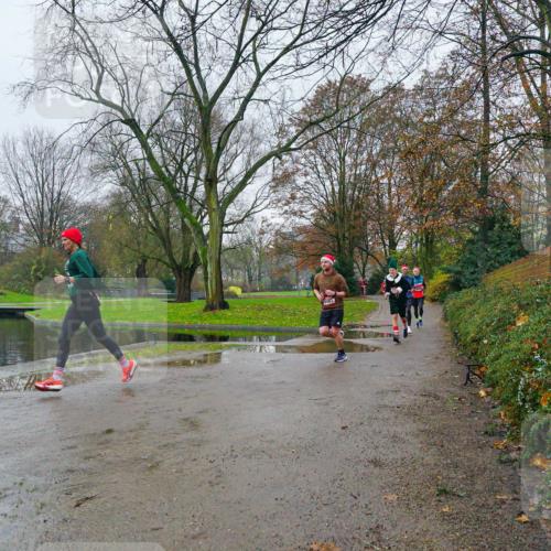 07.12.2025 - St. Pauli X-Mass-Run No. 15 Michael Burmester http://msf.ph/oto/9426102 07.12.2025 09:58:13 Laufen 3481 meine-sportfotos.de