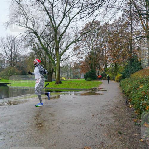 07.12.2025 - St. Pauli X-Mass-Run No. 15 Michael Burmester http://msf.ph/oto/9426111 07.12.2025 09:58:31 Laufen  meine-sportfotos.de