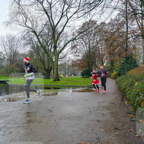 07.12.2025 - St. Pauli X-Mass-Run No. 15 Michael Burmester http://msf.ph/oto/9426117 07.12.2025 09:59:02 Laufen 4363 meine-sportfotos.de