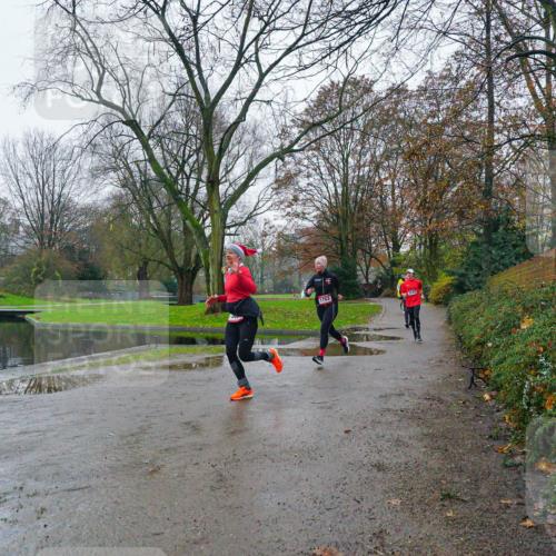 07.12.2025 - St. Pauli X-Mass-Run No. 15 Michael Burmester http://msf.ph/oto/9426121 07.12.2025 09:59:10 Laufen 1762 meine-sportfotos.de