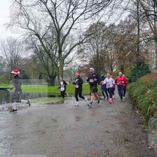 07.12.2025 - St. Pauli X-Mass-Run No. 15 Michael Burmester http://msf.ph/oto/9426166 07.12.2025 10:00:43 Laufen 3473, 2187, 2185 meine-sportfotos.de