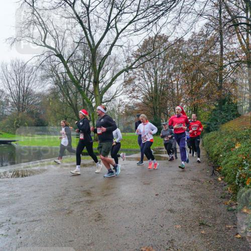 07.12.2025 - St. Pauli X-Mass-Run No. 15 Michael Burmester http://msf.ph/oto/9426167 07.12.2025 10:00:43 Laufen 473, 187, 40, 185, 2266 meine-sportfotos.de