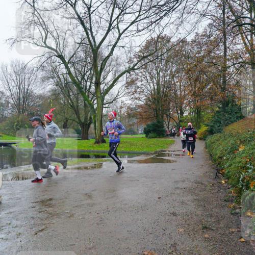 07.12.2025 - St. Pauli X-Mass-Run No. 15 Michael Burmester http://msf.ph/oto/9426170 07.12.2025 10:00:45 Laufen  meine-sportfotos.de