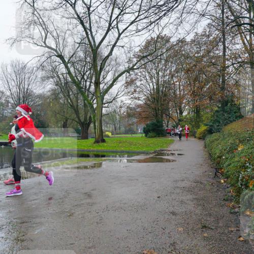 07.12.2025 - St. Pauli X-Mass-Run No. 15 Michael Burmester http://msf.ph/oto/9426176 07.12.2025 10:00:50 Laufen  meine-sportfotos.de