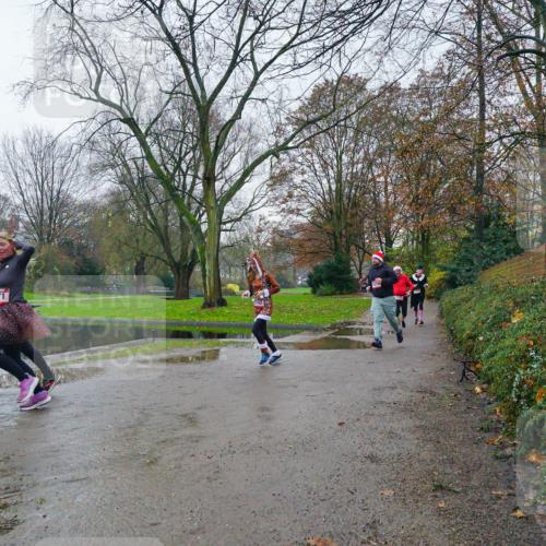 07.12.2025 - St. Pauli X-Mass-Run No. 15 Michael Burmester http://msf.ph/oto/9426181 07.12.2025 10:01:04 Laufen 871 meine-sportfotos.de