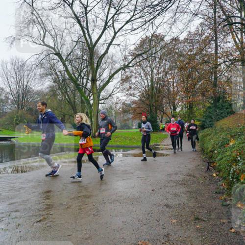 07.12.2025 - St. Pauli X-Mass-Run No. 15 Michael Burmester http://msf.ph/oto/9426236 07.12.2025 10:02:54 Laufen 156, 3154 meine-sportfotos.de