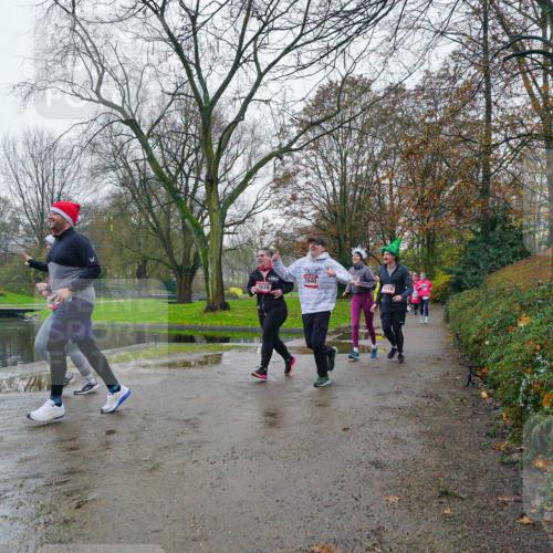 07.12.2025 - St. Pauli X-Mass-Run No. 15 Michael Burmester http://msf.ph/oto/9426243 07.12.2025 10:03:04 Laufen 1936, 3940 meine-sportfotos.de