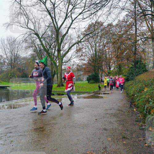 07.12.2025 - St. Pauli X-Mass-Run No. 15 Michael Burmester http://msf.ph/oto/9426246 07.12.2025 10:03:06 Laufen 1396, 1312 meine-sportfotos.de