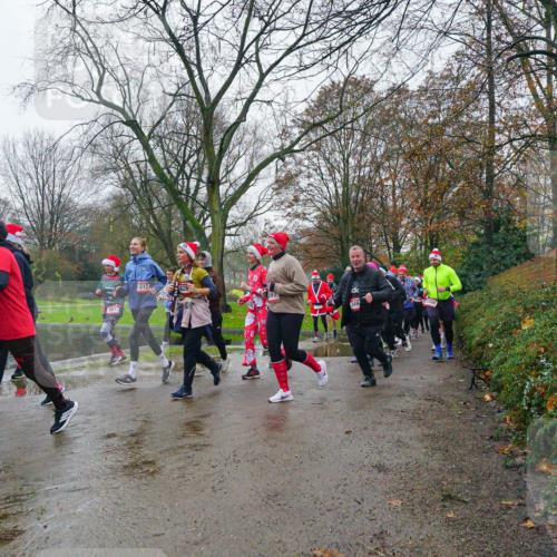 07.12.2025 - St. Pauli X-Mass-Run No. 15 Michael Burmester http://msf.ph/oto/9426258 07.12.2025 10:03:17 Laufen 1317 meine-sportfotos.de