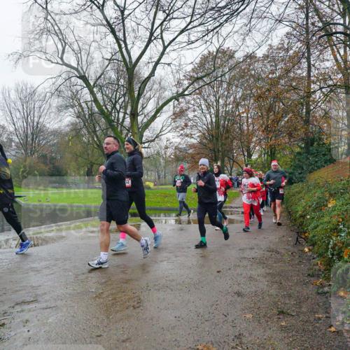 07.12.2025 - St. Pauli X-Mass-Run No. 15 Michael Burmester http://msf.ph/oto/9426274 07.12.2025 10:03:29 Laufen  meine-sportfotos.de