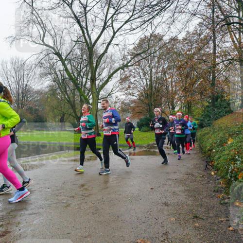 07.12.2025 - St. Pauli X-Mass-Run No. 15 Michael Burmester http://msf.ph/oto/9426294 07.12.2025 10:03:44 Laufen 775, 350, 4875, 4119, 1121 meine-sportfotos.de