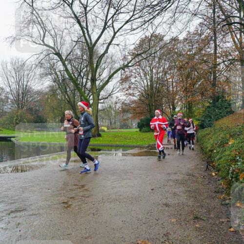 07.12.2025 - St. Pauli X-Mass-Run No. 15 Michael Burmester http://msf.ph/oto/9426311 07.12.2025 10:04:00 Laufen  meine-sportfotos.de