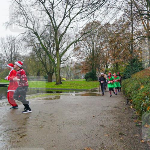 07.12.2025 - St. Pauli X-Mass-Run No. 15 Michael Burmester http://msf.ph/oto/9426323 07.12.2025 10:04:08 Laufen  meine-sportfotos.de