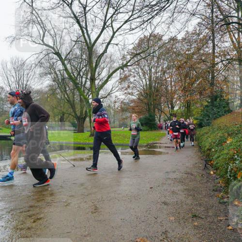 07.12.2025 - St. Pauli X-Mass-Run No. 15 Michael Burmester http://msf.ph/oto/9426327 07.12.2025 10:04:11 Laufen 844, 3458, 2172 meine-sportfotos.de